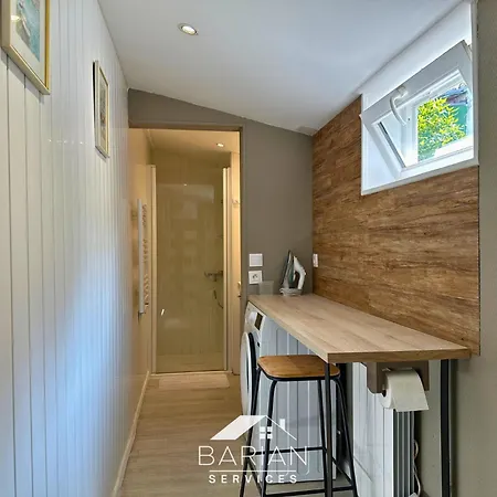 7min De La - Maison Typique - Cour Privative * Fouras